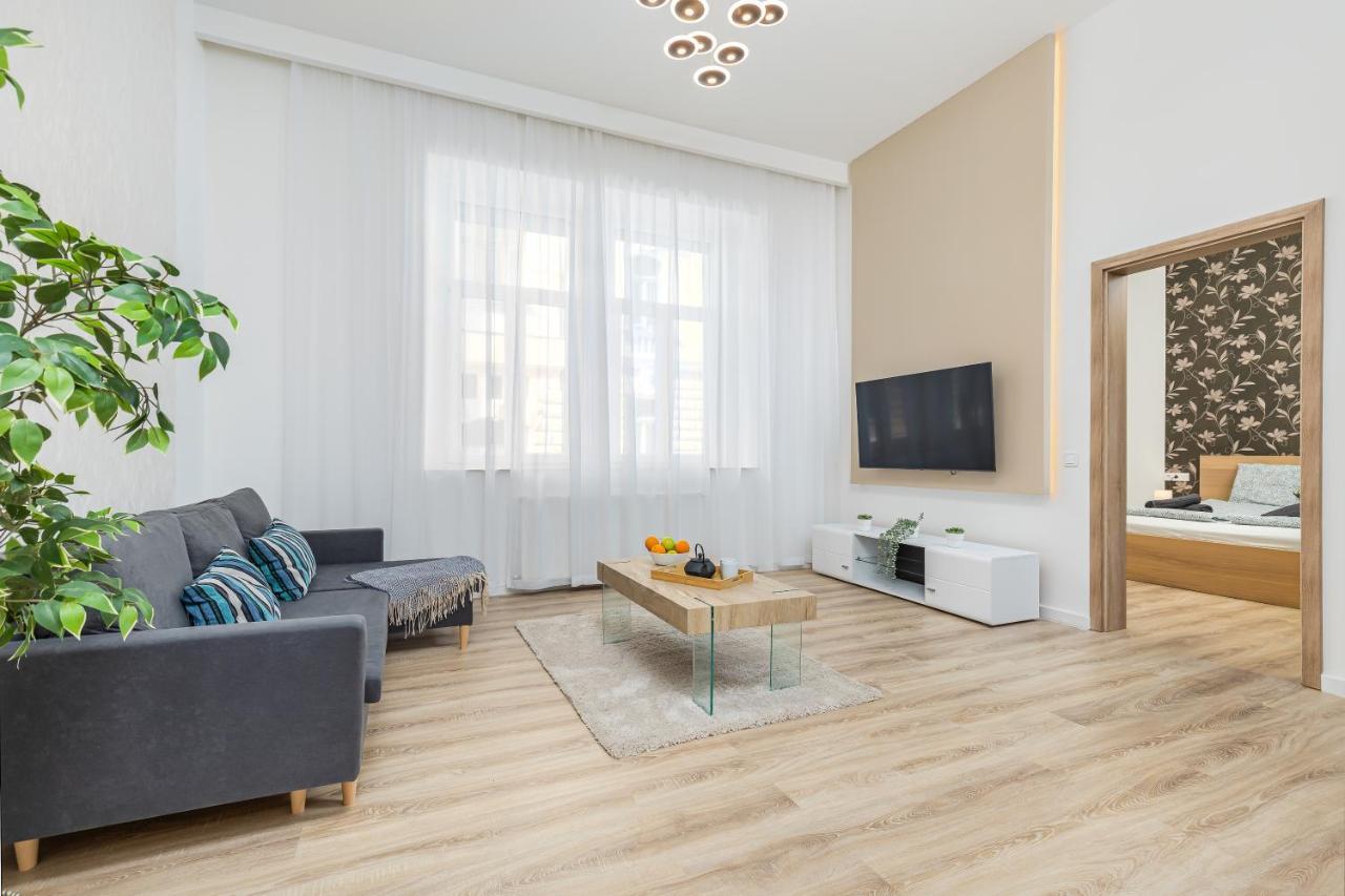 בודפשט Kmety Deluxe Home With Sauna מראה חיצוני תמונה