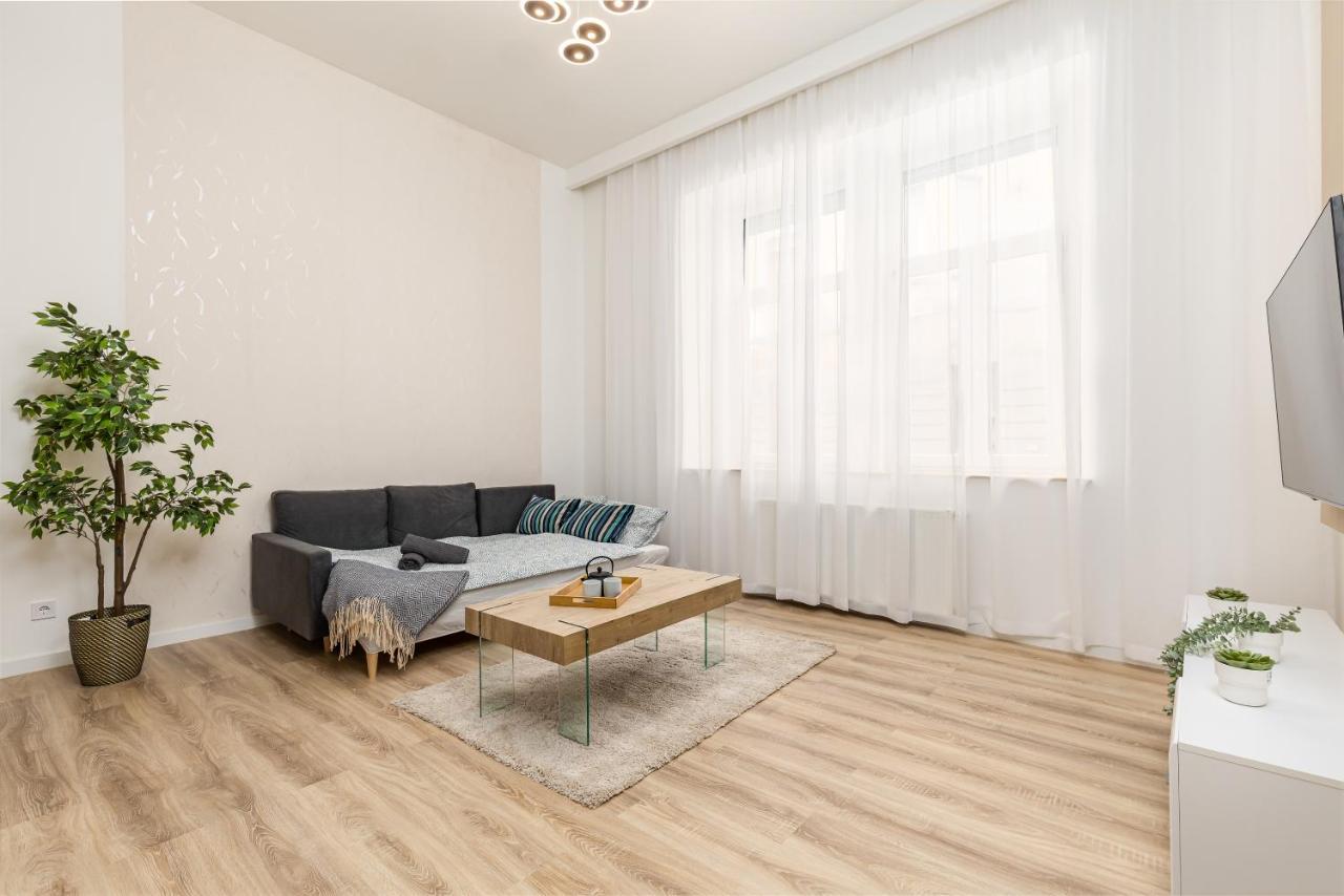 בודפשט Kmety Deluxe Home With Sauna מראה חיצוני תמונה